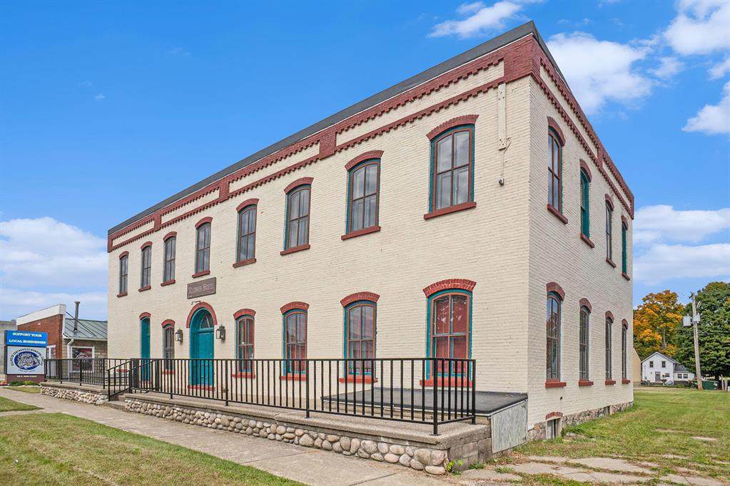 113 Main Street - Photo 1