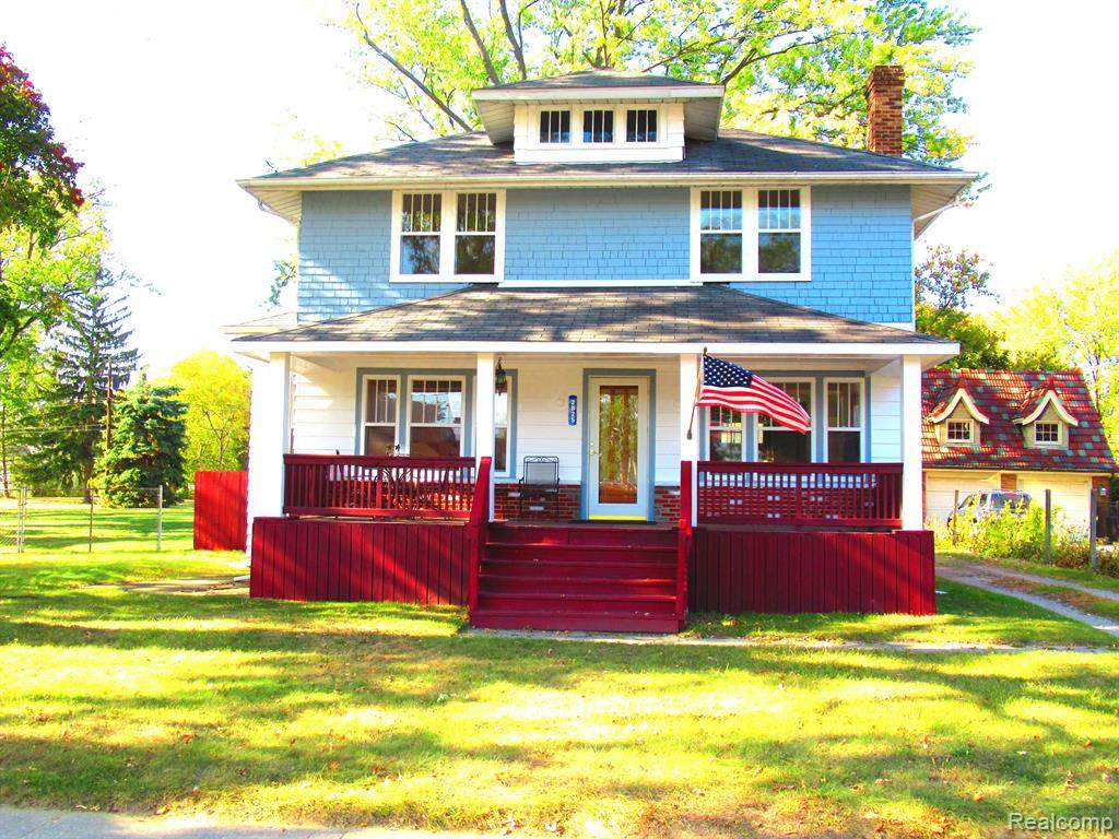 2825 Military Street - Photo 1