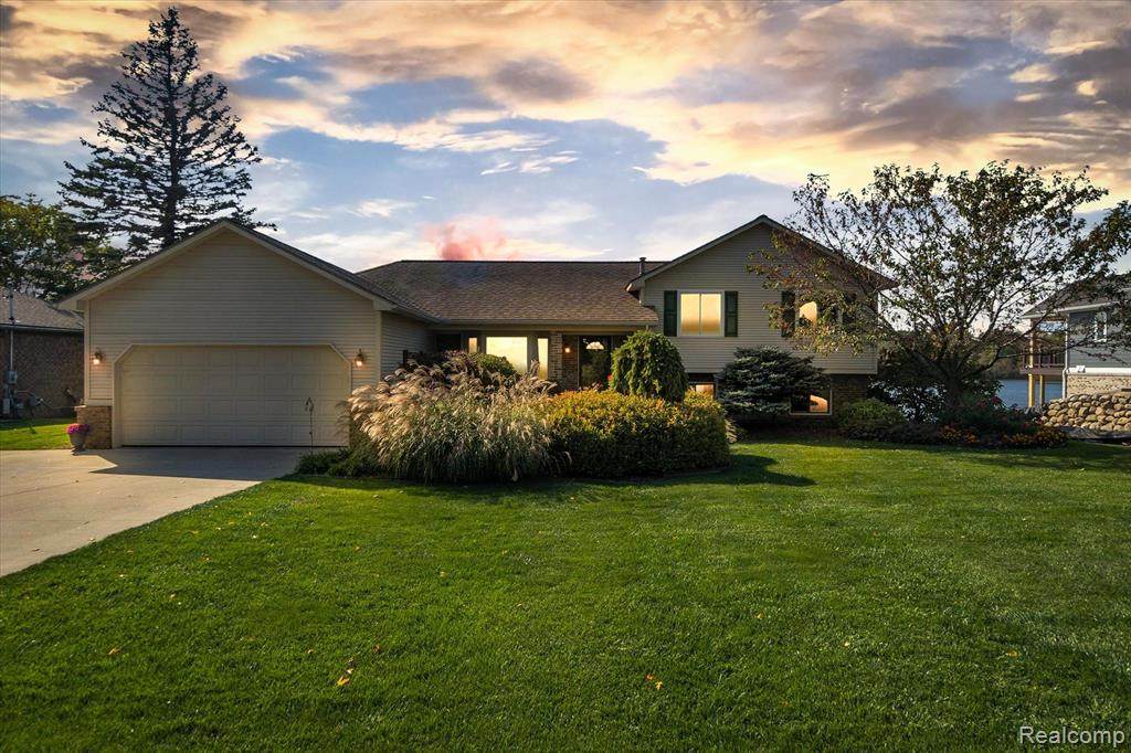 10393 Tamryn Boulevard - Photo 1