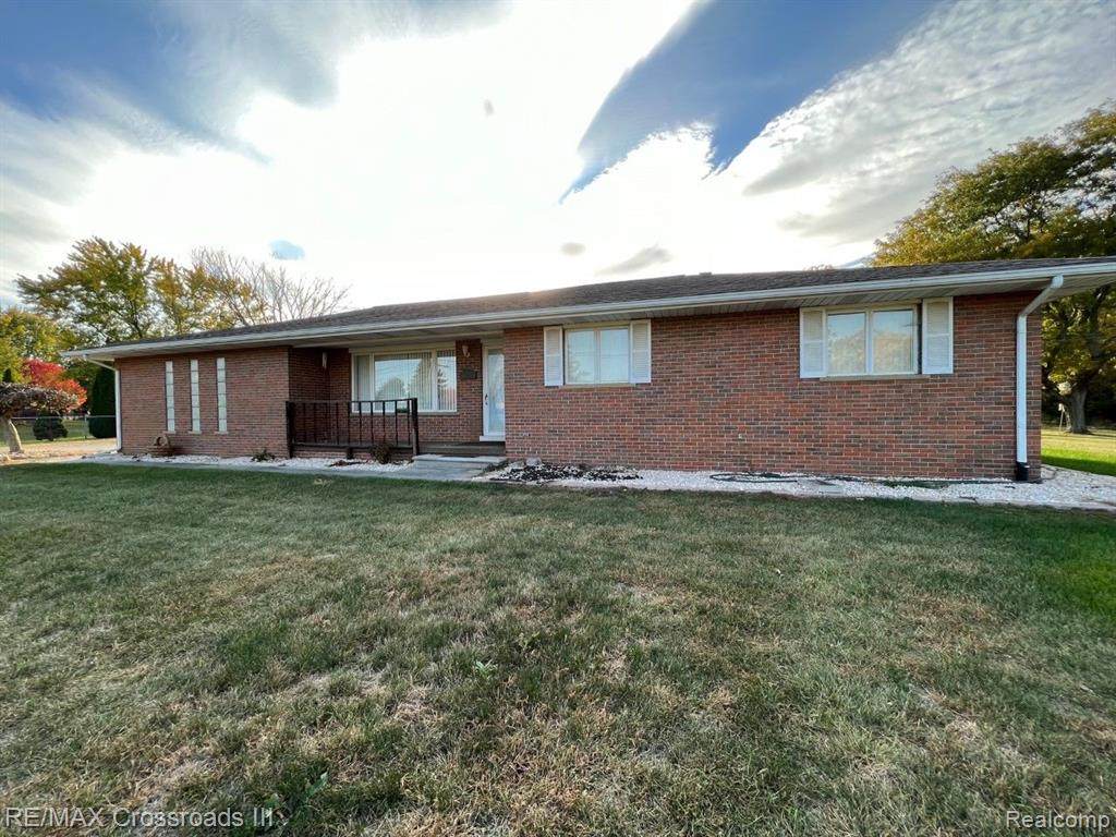 17200 Elwell Road - Photo 1