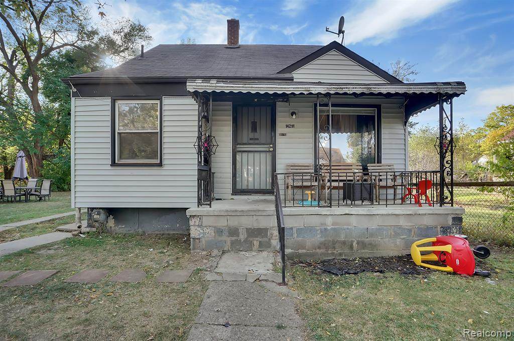 14291 Stansbury Street - Photo 1