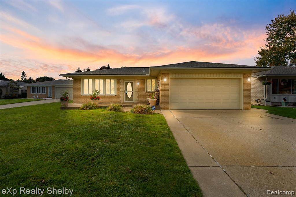 39067 Schroeder Drive - Photo 1