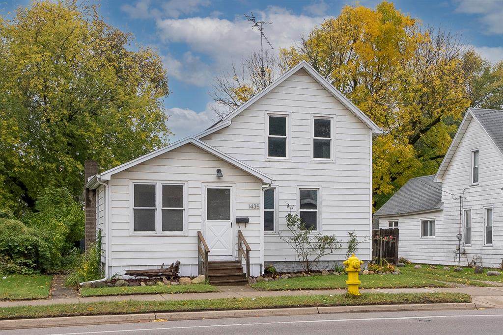 1435 Alpine Avenue - Photo 1
