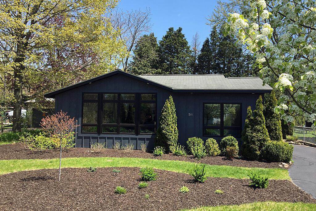 511 Maple Street - Photo 1