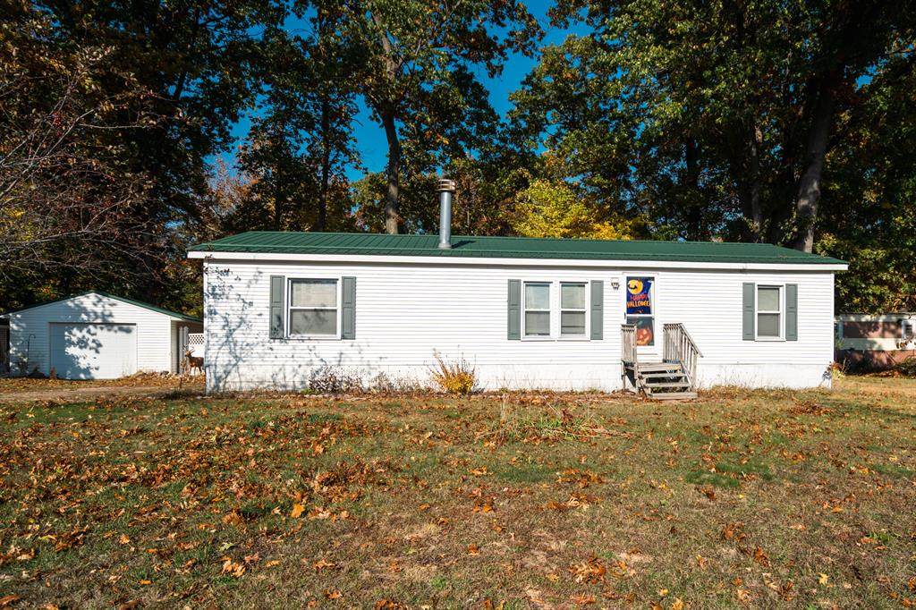58981 Jerrdean Drive - Photo 1