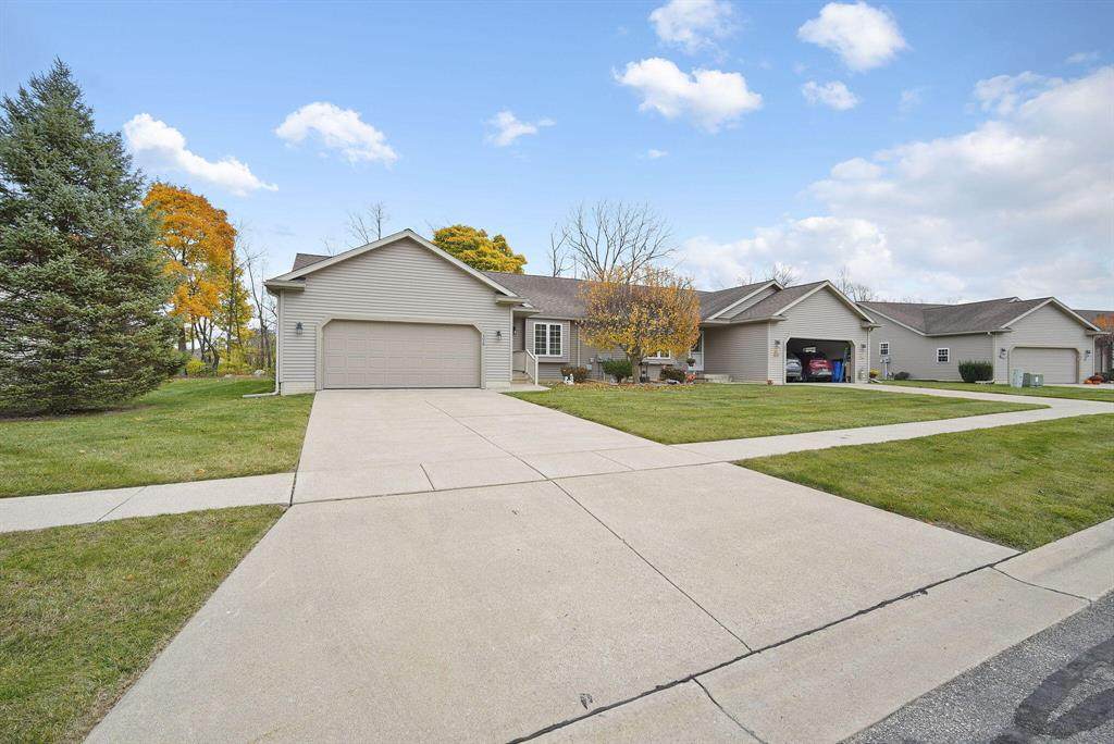 175 Stoli Court - Photo 1