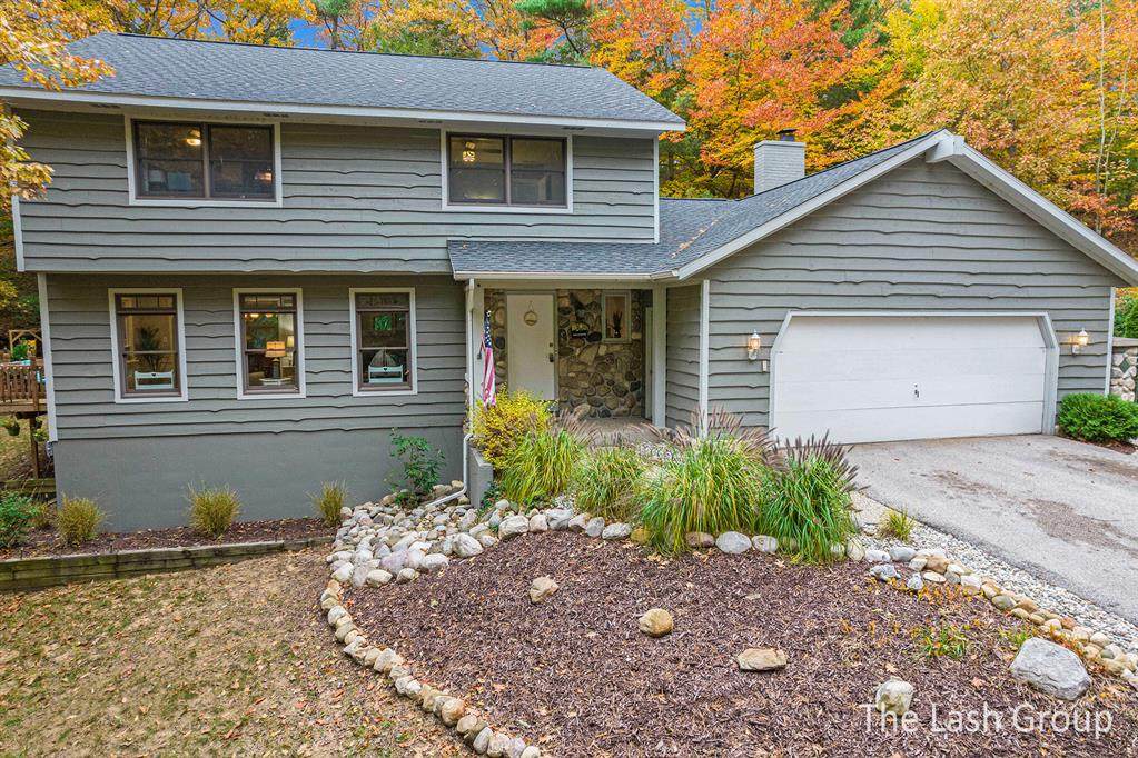 17974 Holcomb Hills Road - Photo 1