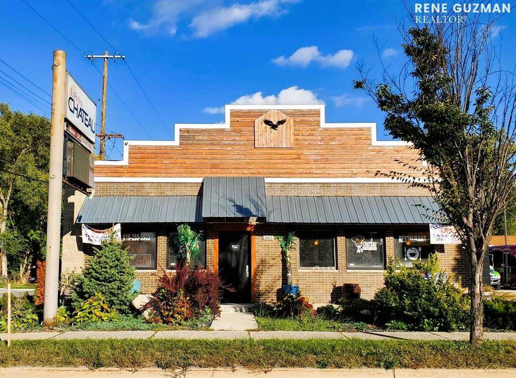 2662 Division Avenue - Photo 1