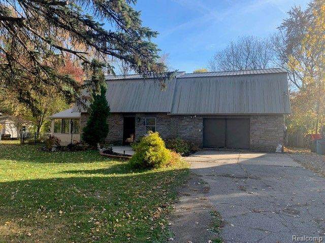 28535 Pickford Street - Photo 1