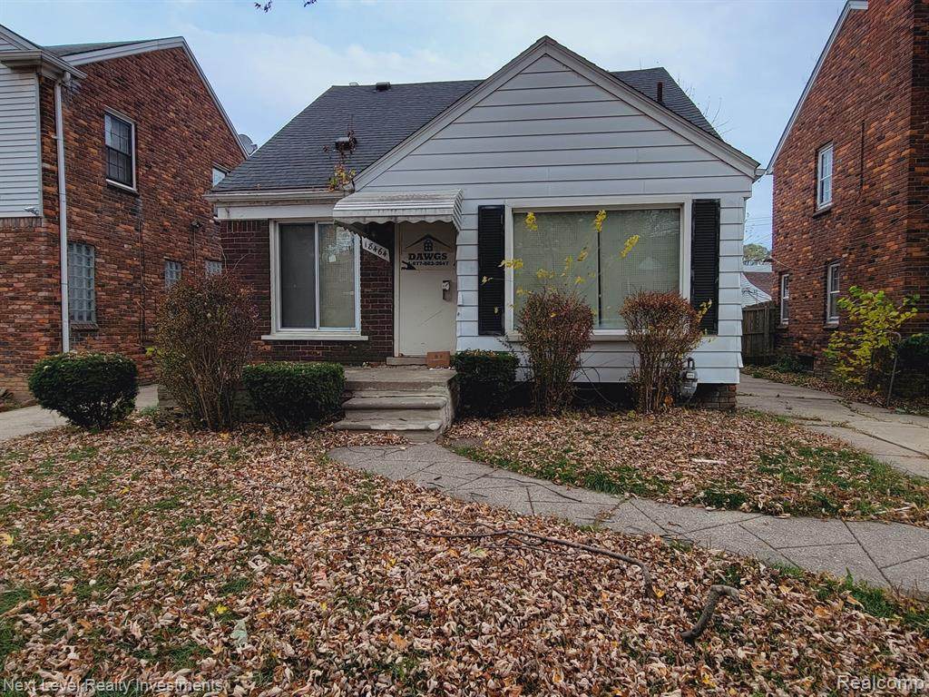 18464 Algonac Street - Photo 1