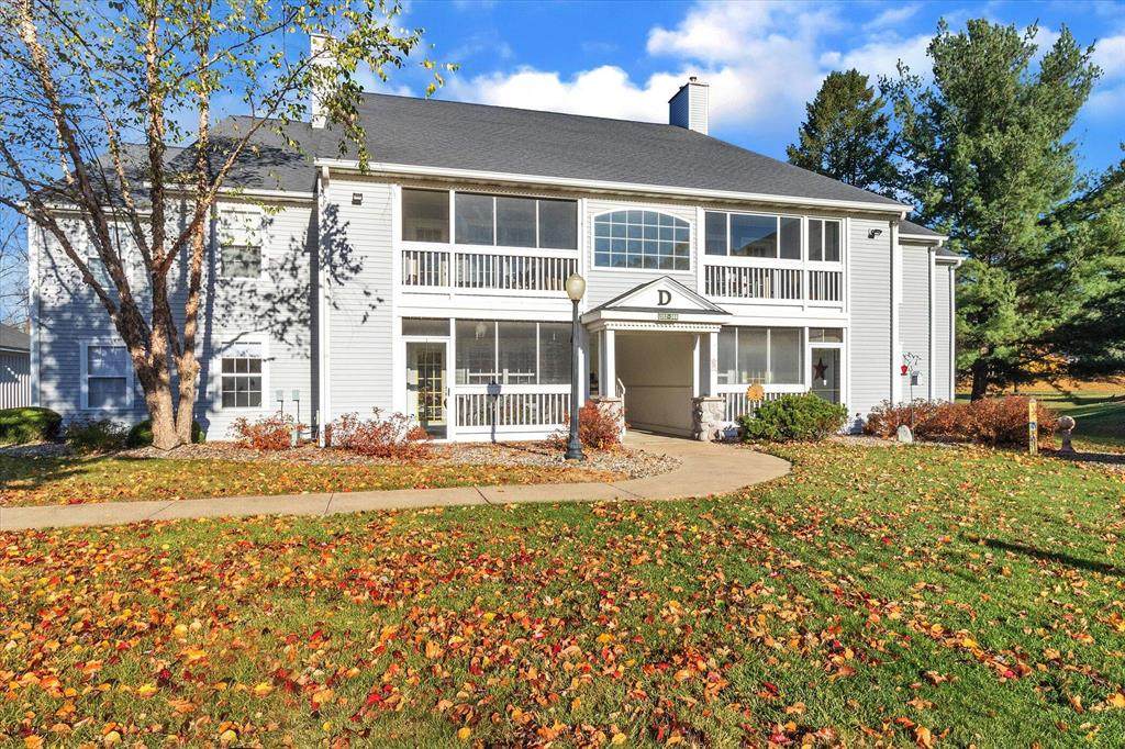 364 Butler Court - Photo 1