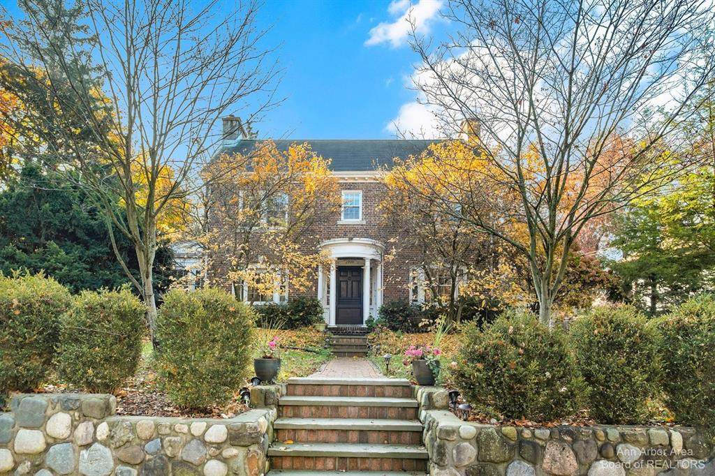 2000 Hill Street - Photo 1
