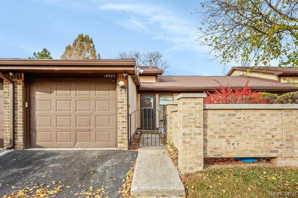 19860 Villa Drive - Photo 1