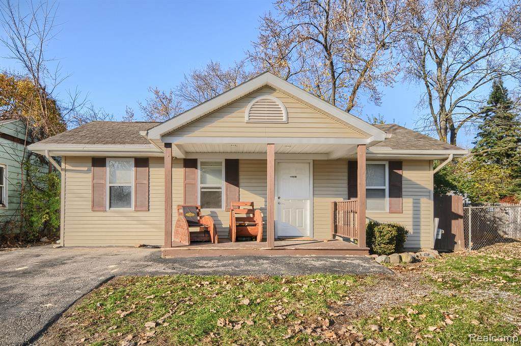 2209 Whittemore Avenue - Photo 1