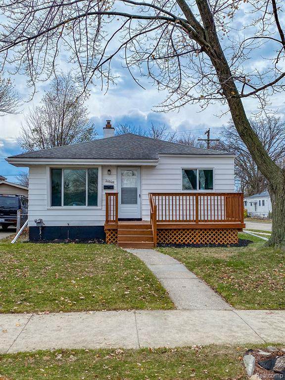 24504 Schroeder Avenue - Photo 1