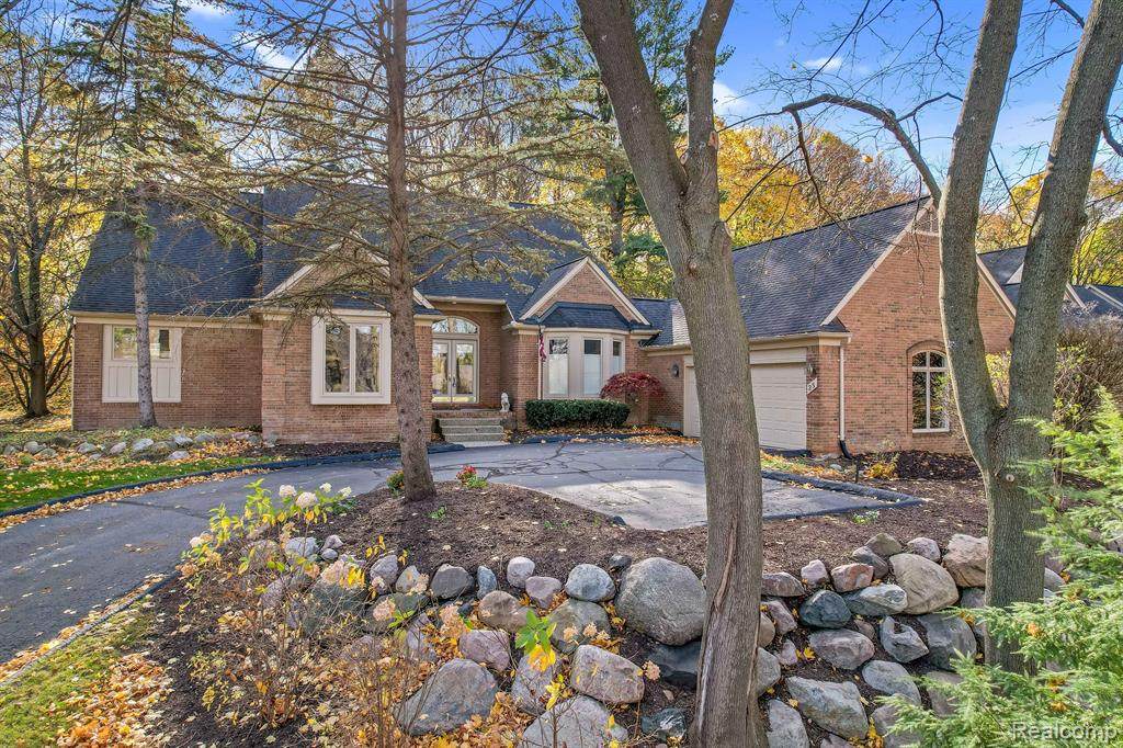 25 Vaughan Ridge Road - Photo 1