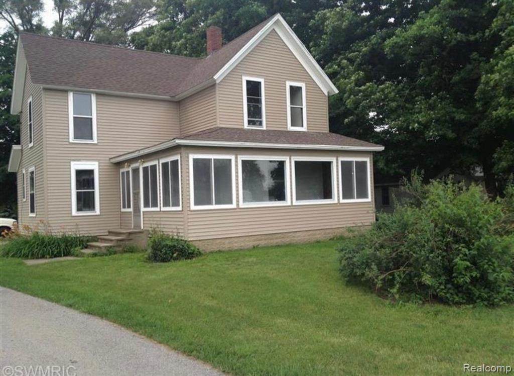 1085 Chicago Road - Photo 1