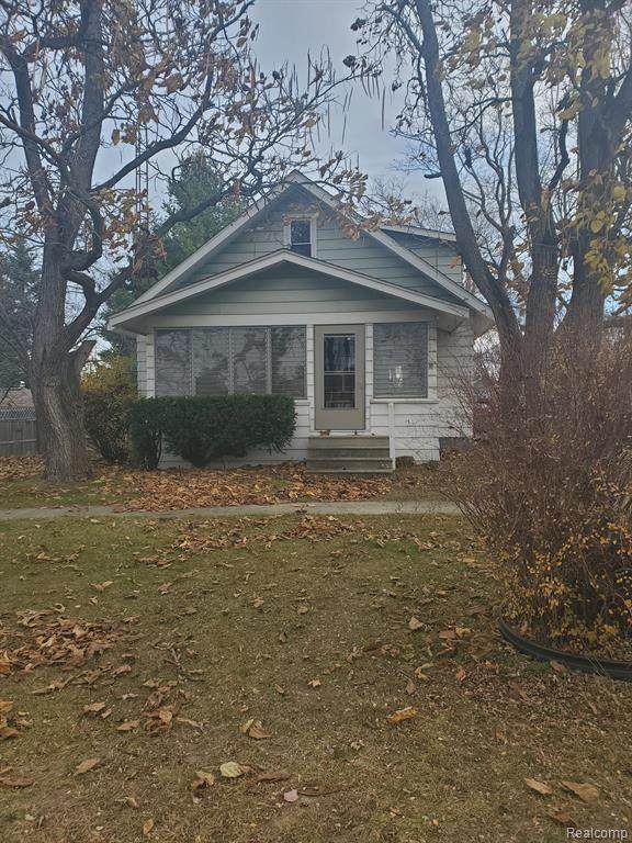 4734 4TH Street - Photo 1