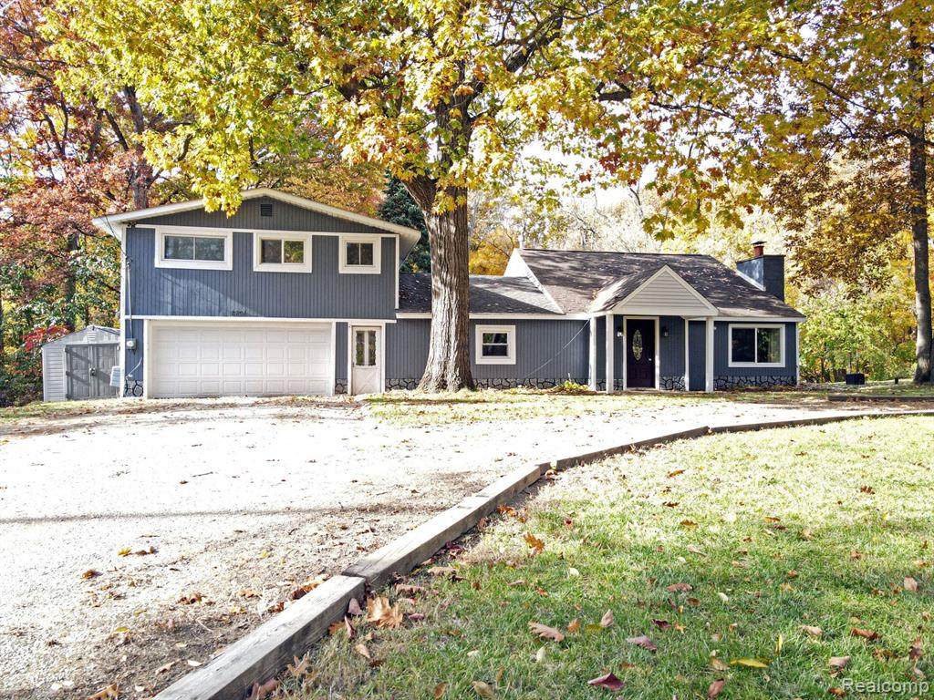 2741 Cherry Road - Photo 1