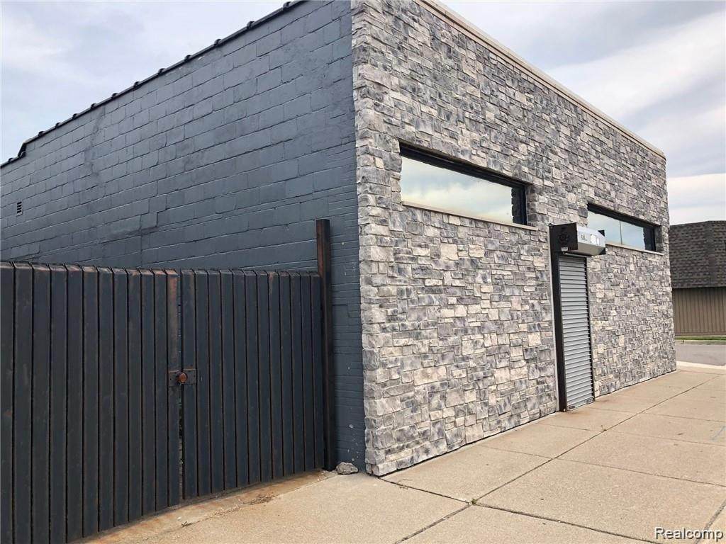 23656 Van Dyke Avenue - Photo 1