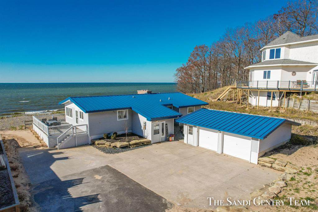 11425 Lakeshore Drive - Photo 1