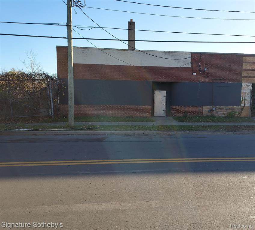8735 Lyndon Street - Photo 1