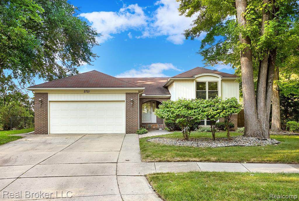 2721 Robart Drive - Photo 1