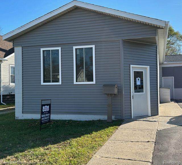 1612 Lapeer Avenue - Photo 1