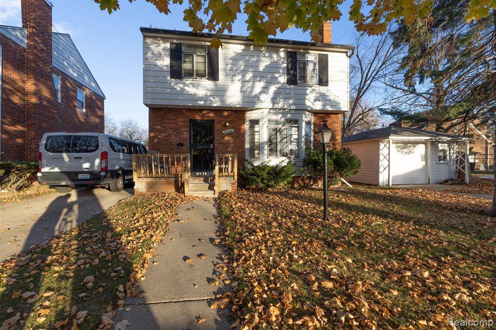 8028 Middlepoint Street - Photo 1
