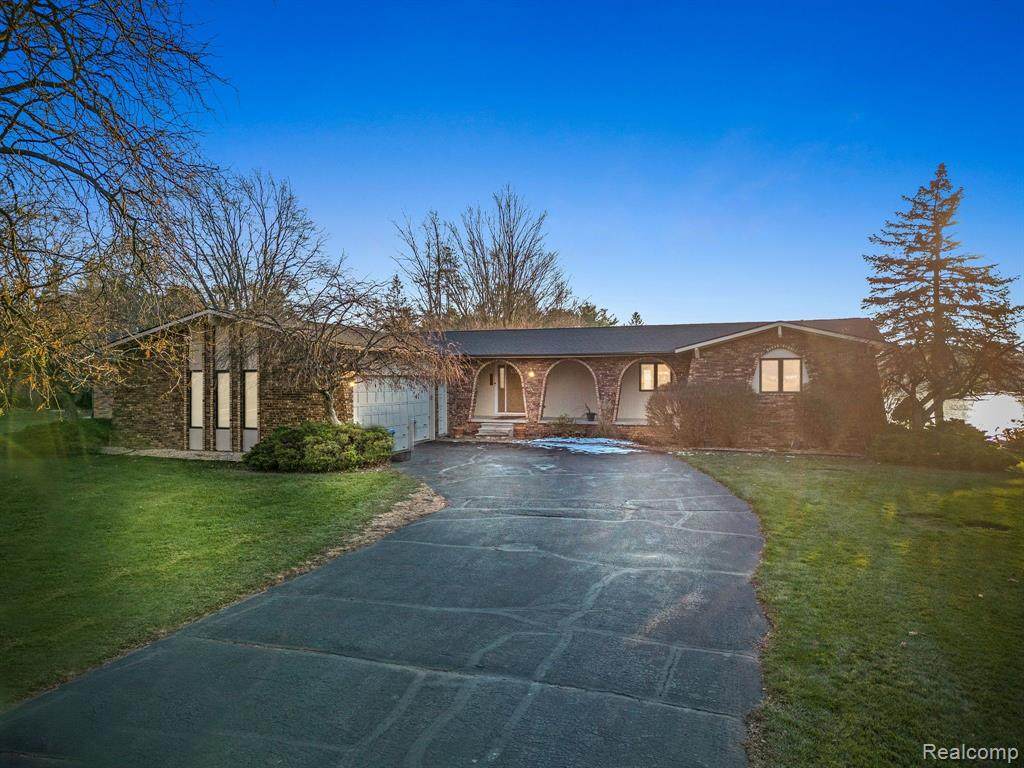 5264 Red Fox Drive - Photo 1