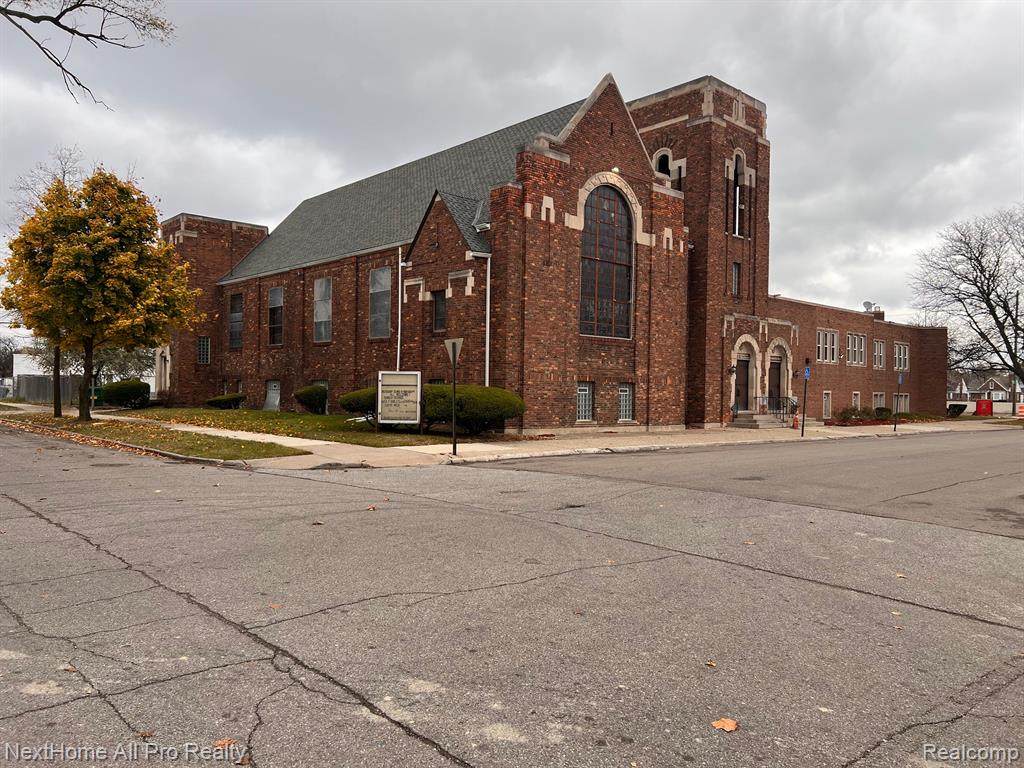 15710 Griggs Street - Photo 1
