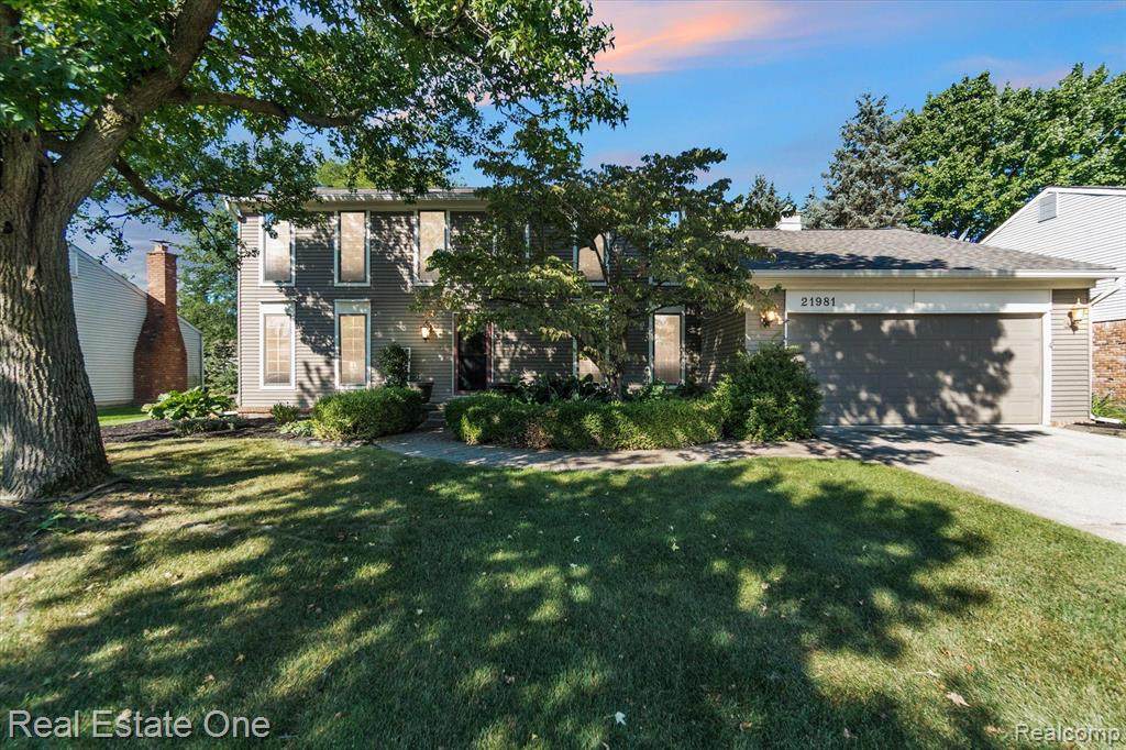 21981 Greentree Lane - Photo 1