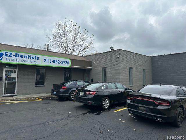 22205 Warren Street - Photo 1