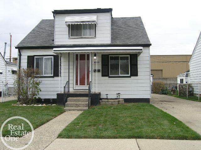 6835 Lozier Ave - Photo 1