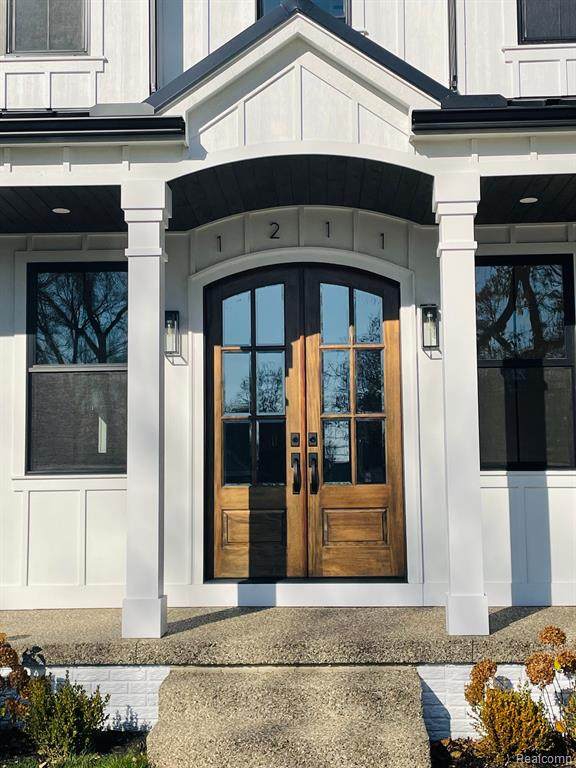 1211 Lincoln Street - Photo 1
