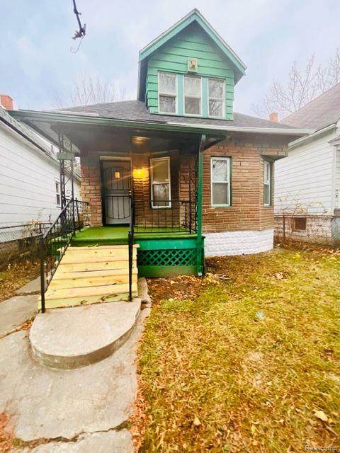 371 Highland Street - Photo 1