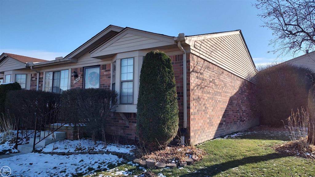 11630 Lynhurst - Photo 1