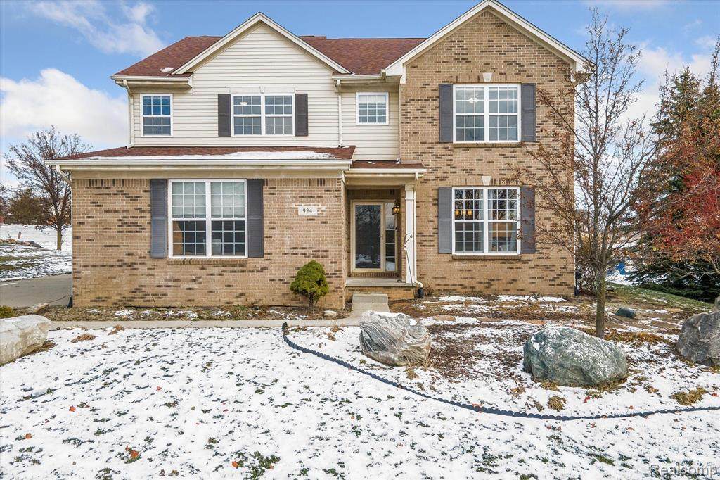 994 Chelsea Boulevard - Photo 1
