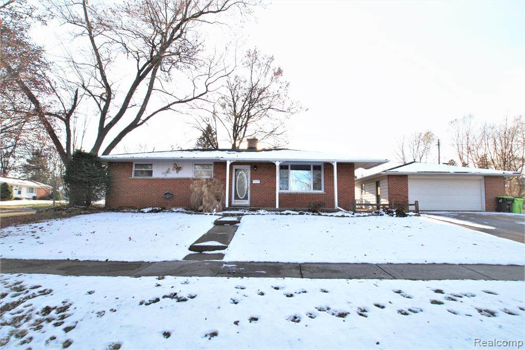 715 Vassar Drive - Photo 1