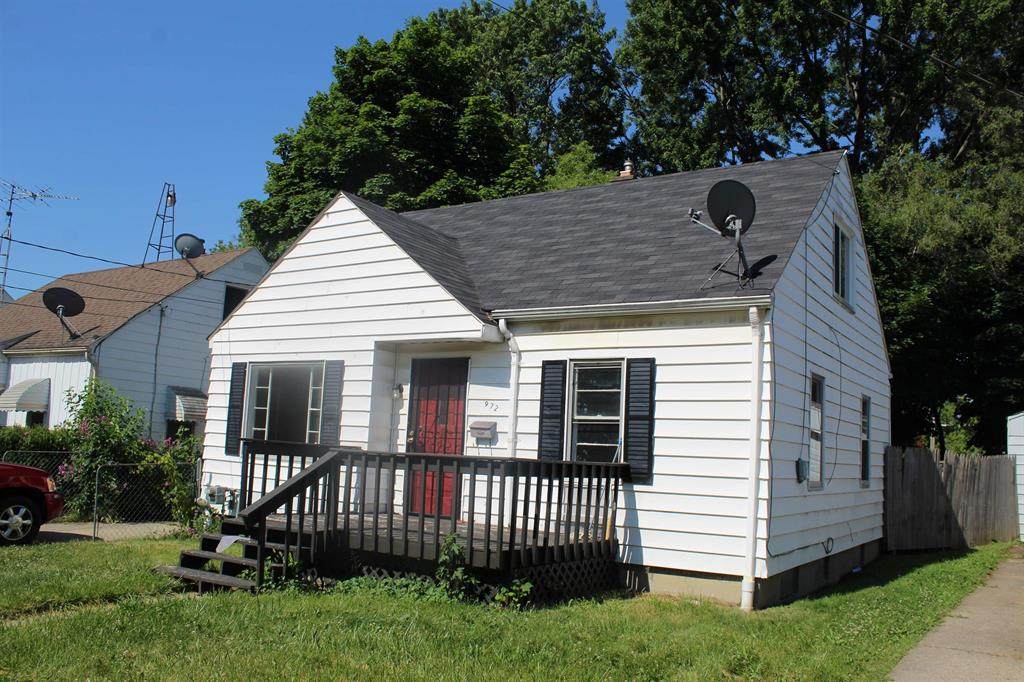 972 Johnson - Photo 1
