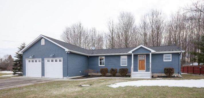 10195 Tamarack Road - Photo 1