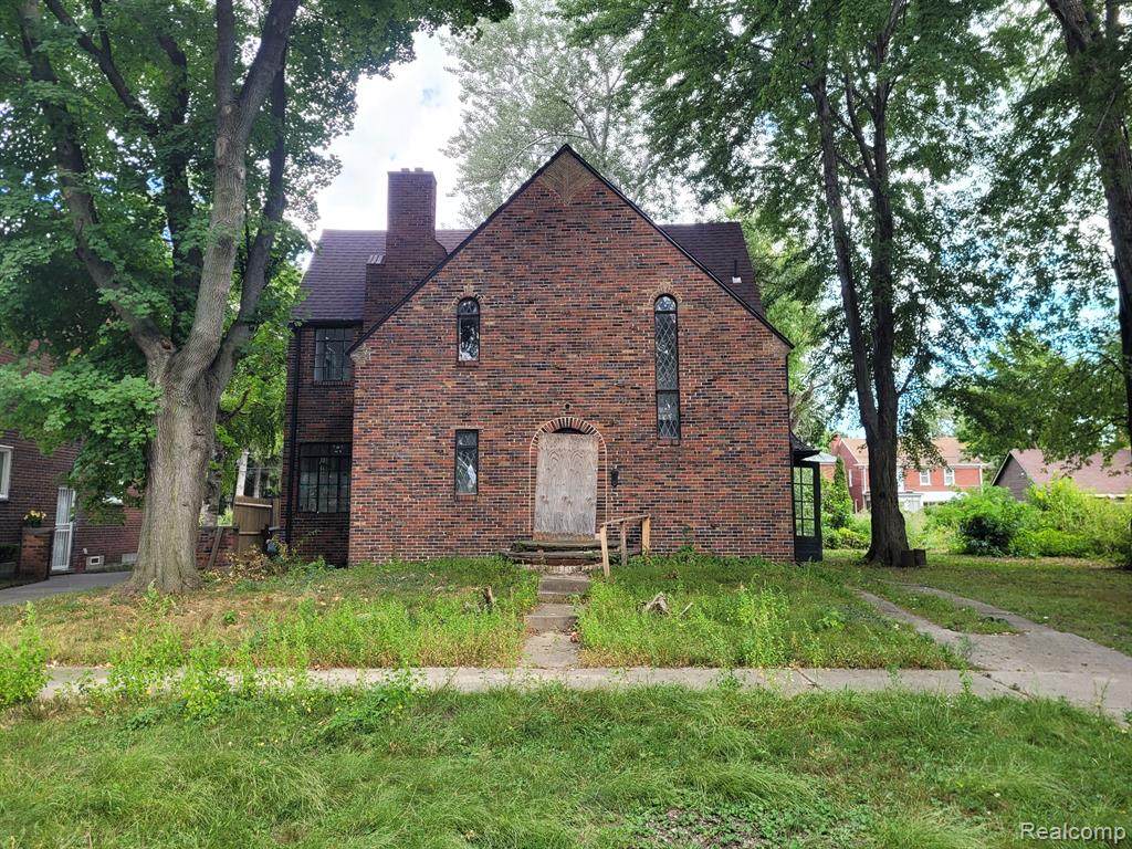 242 Riverside Drive - Photo 1