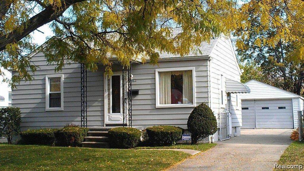 20290 Syracuse Street - Photo 1