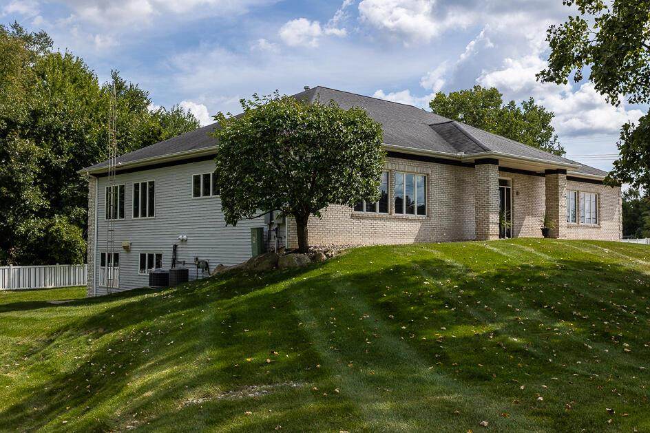 3073 Shirley Drive - Photo 1