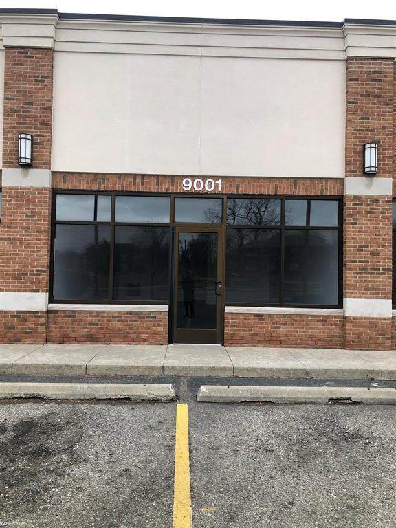 9001 Linwood St - Photo 1