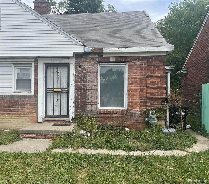 15734 Southfield Freeway - Photo 1