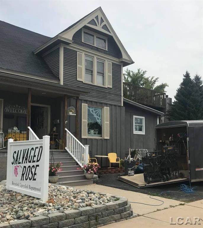 123 Front - Photo 1