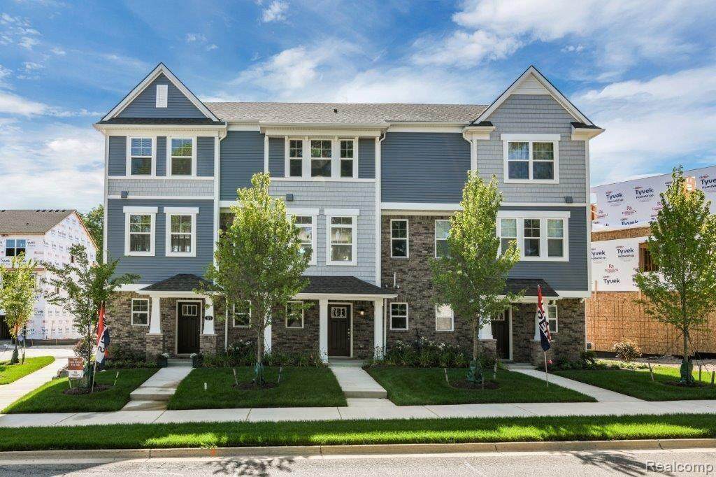 465 Jenny Way - Photo 1