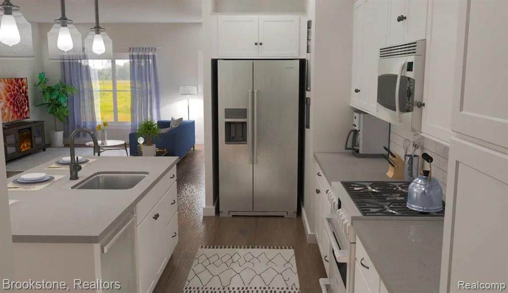 653 Pointe Drive - Photo 1