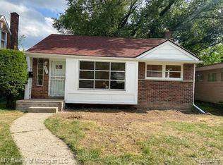 23519 Margareta Street - Photo 1
